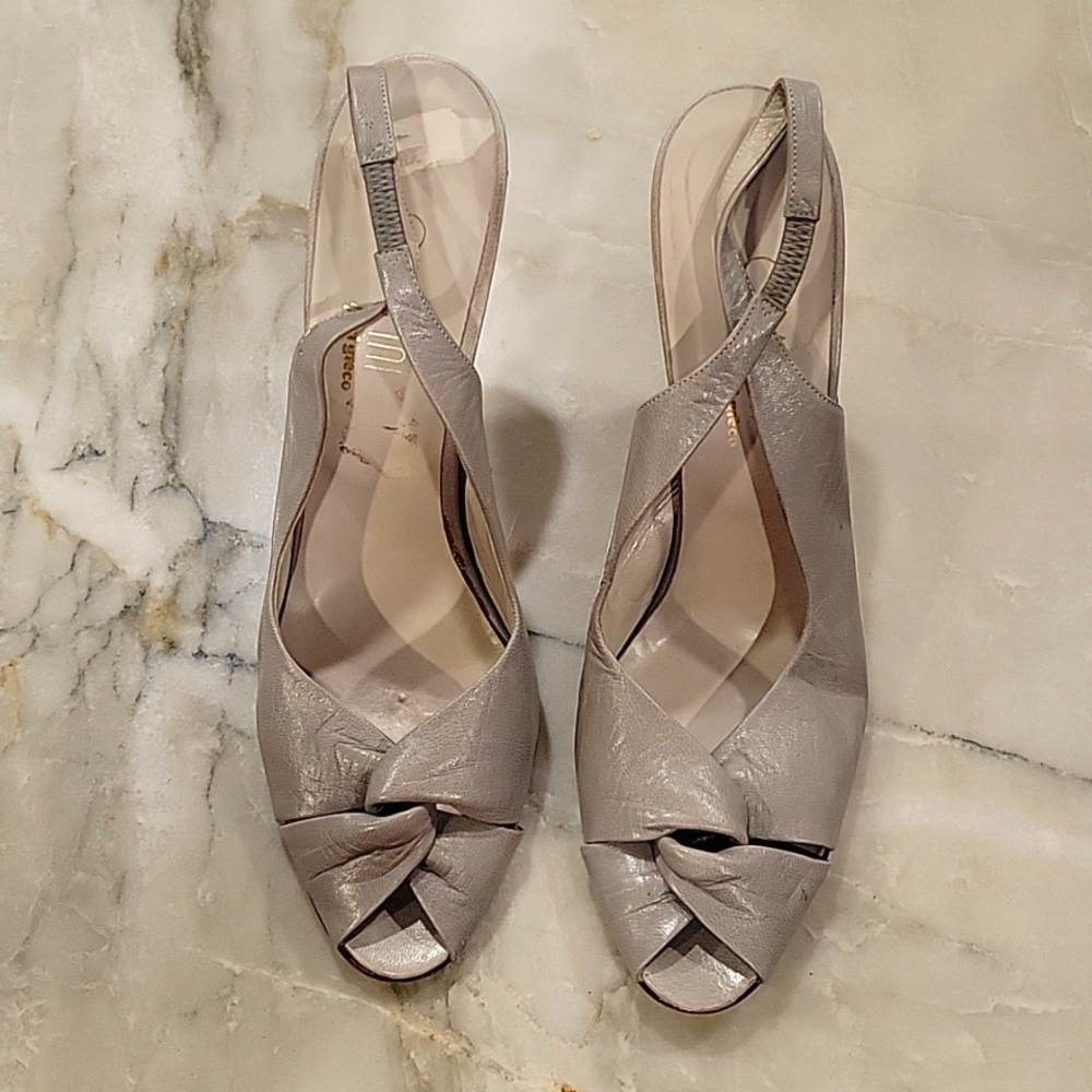Women's heels